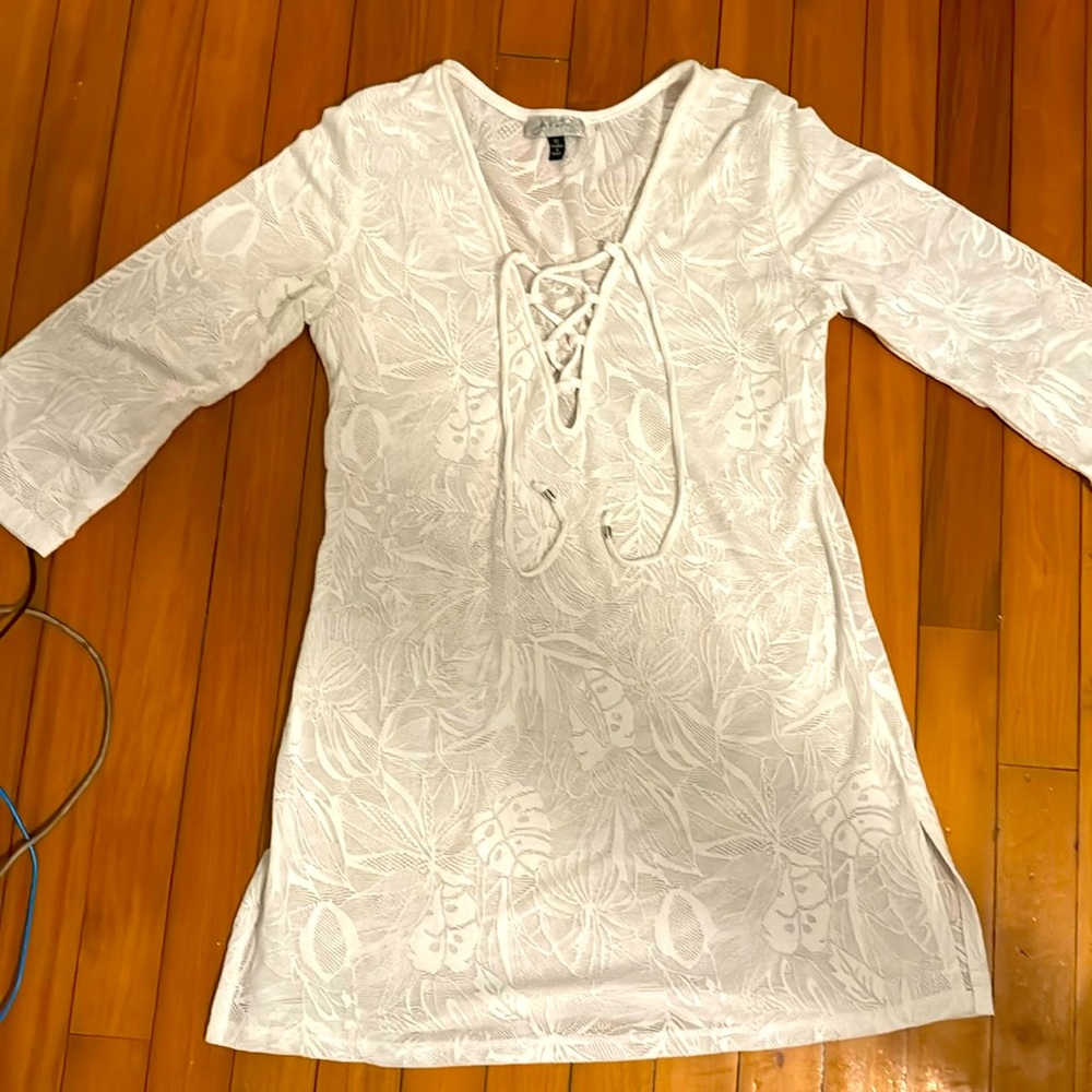 J Valdi Rainforest Lace Tunic in Ivory